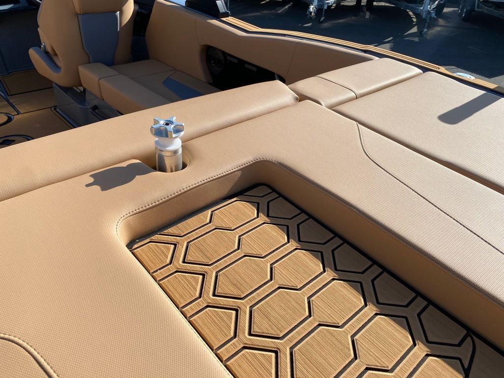 2025 MasterCraft NXT 22