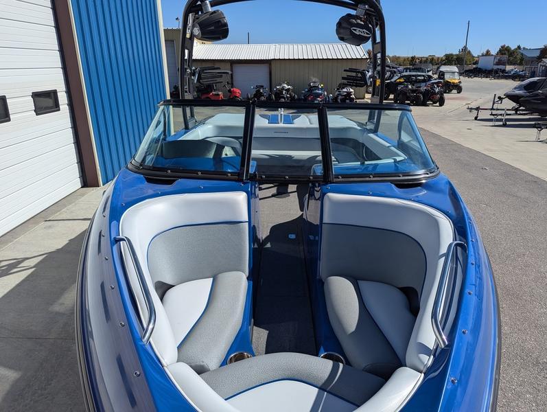 2015 Moomba Outback V