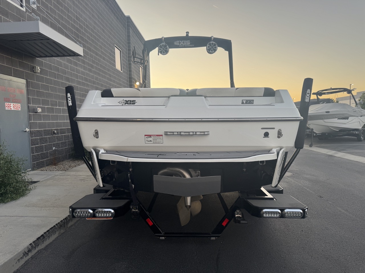 2019 Axis T23 Low Hours comes with all Gear
