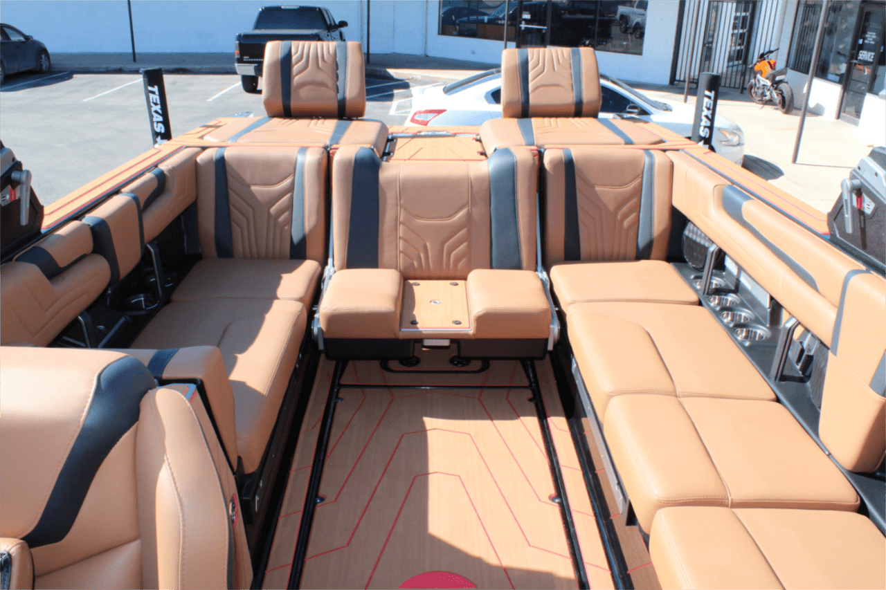 2025 Malibu 25 LSV
