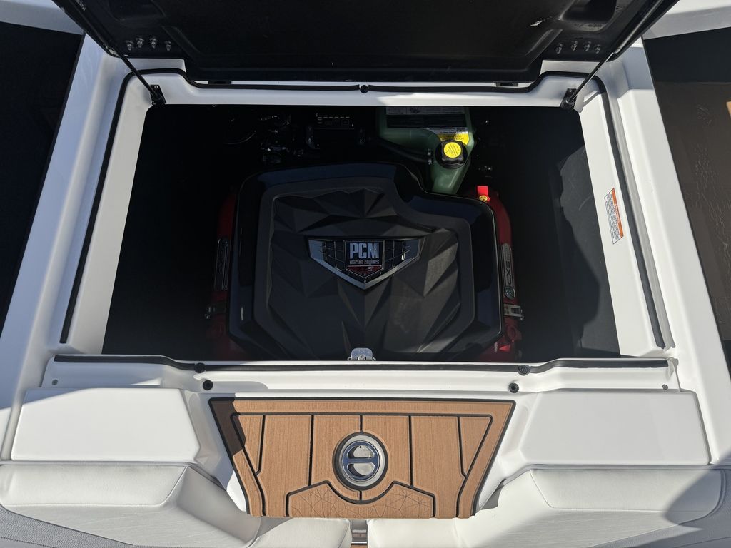 2025 Nautique GS 22