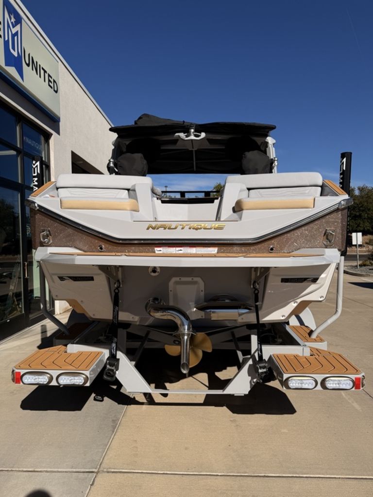 2025 Nautique G23 Centennial Edition