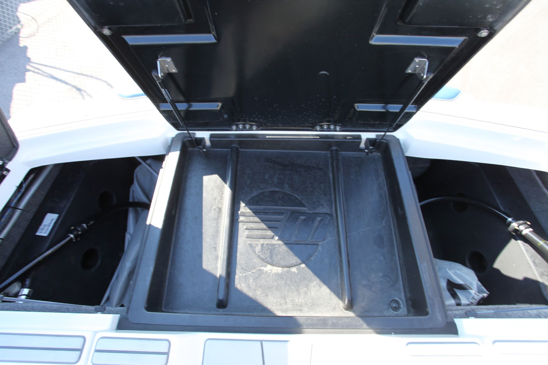  Malibu Wakesetter 23 LSV