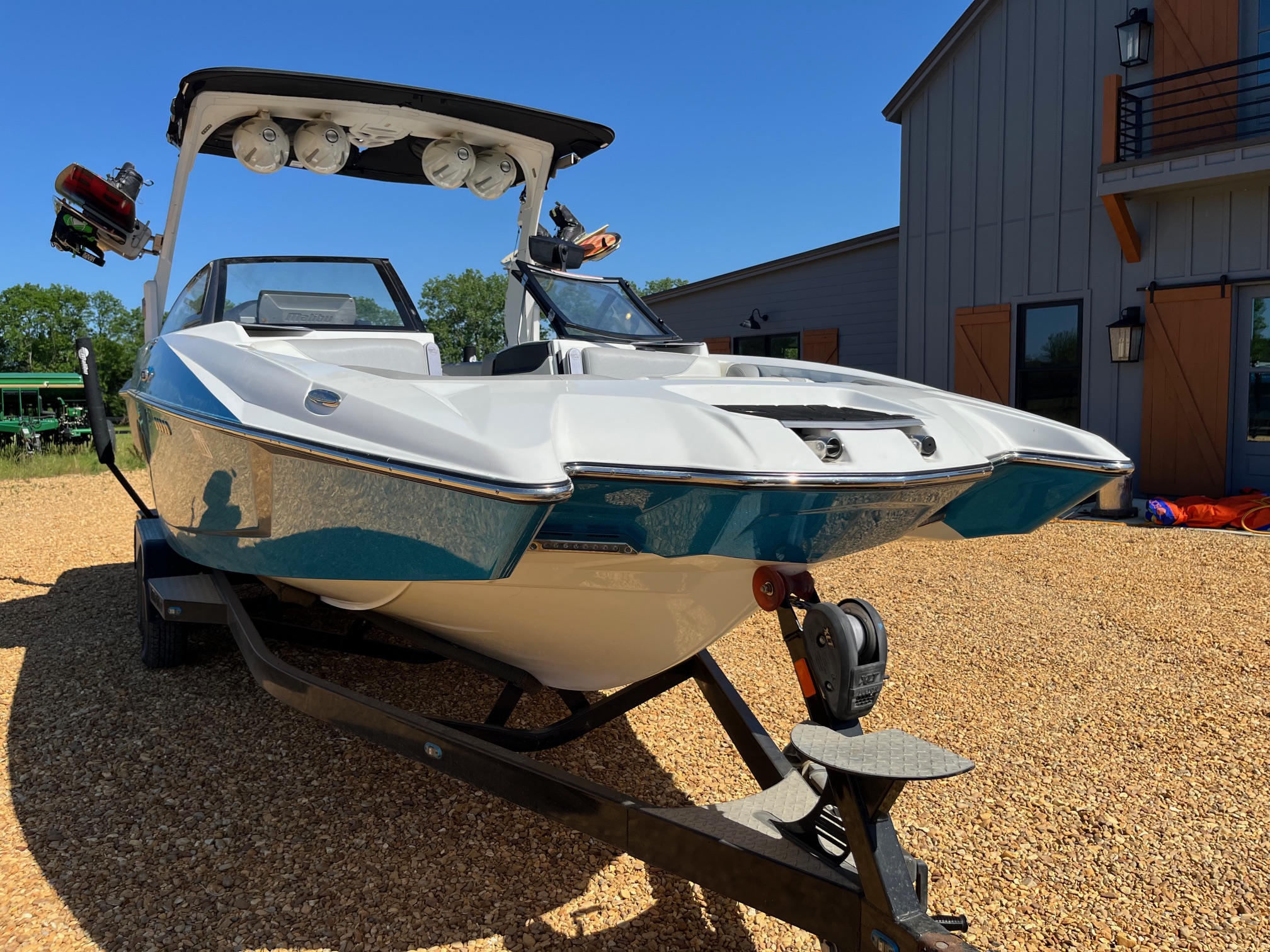 2018 Malibu 24 MXZ, Beautiful, 1 Owner, LOW HOURS!