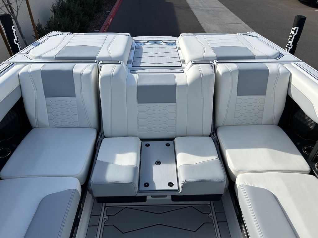 2025 Malibu Boats 23 MXZ