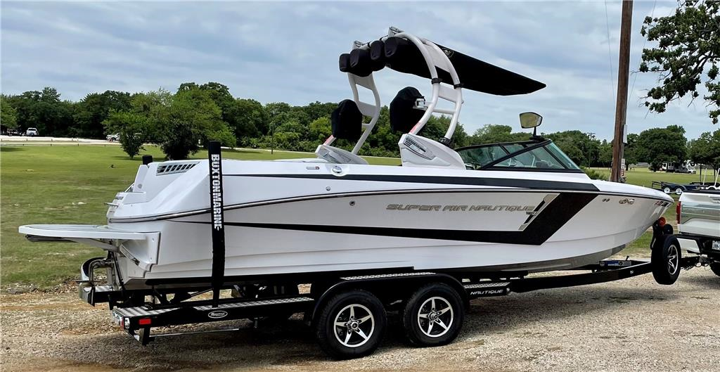 Super Clean 2014 Super Air Nautique 230 Icon
