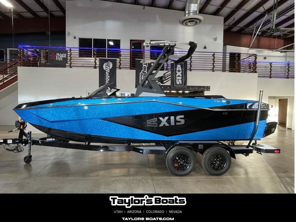 boat.Title