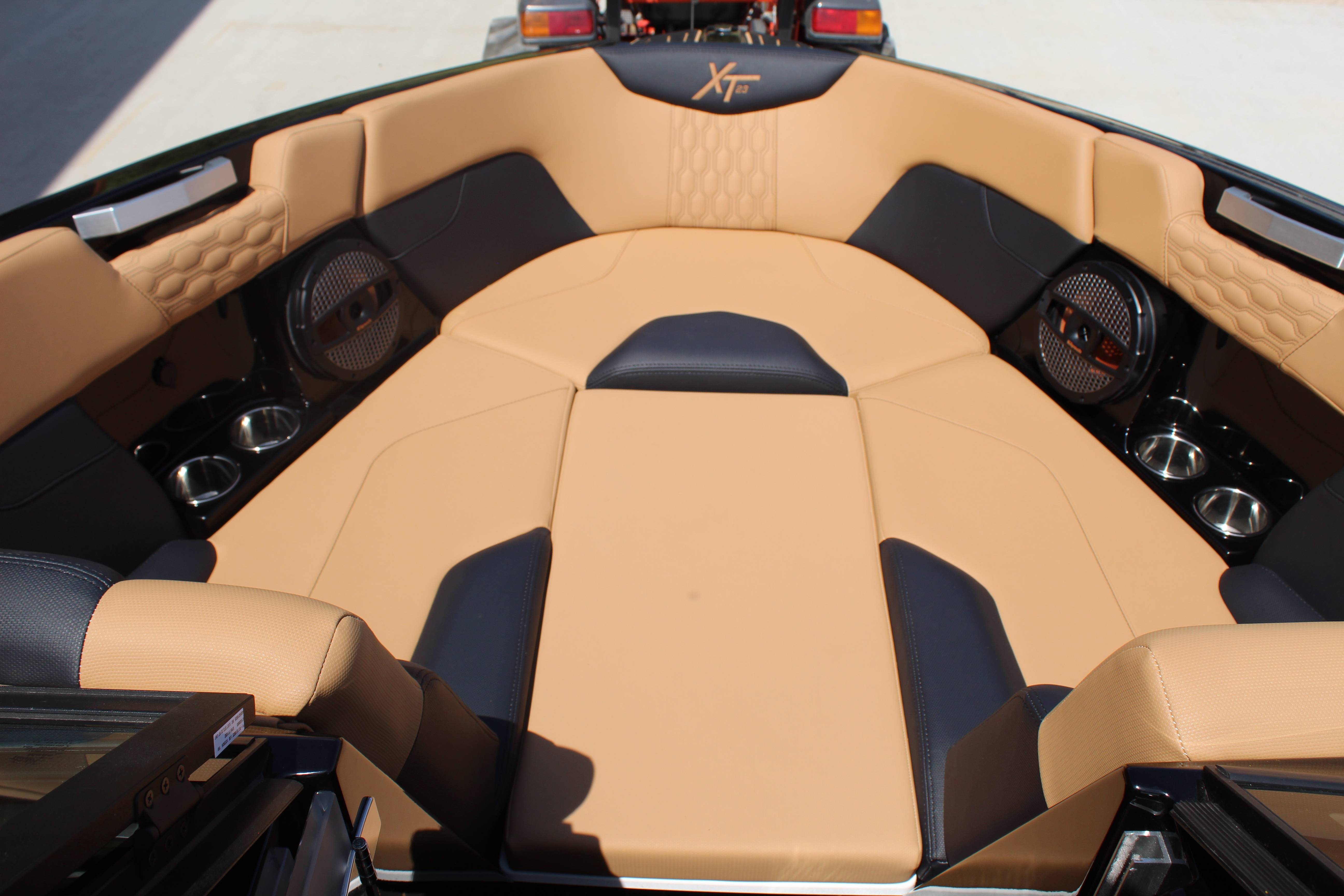 2024 MasterCraft XT23