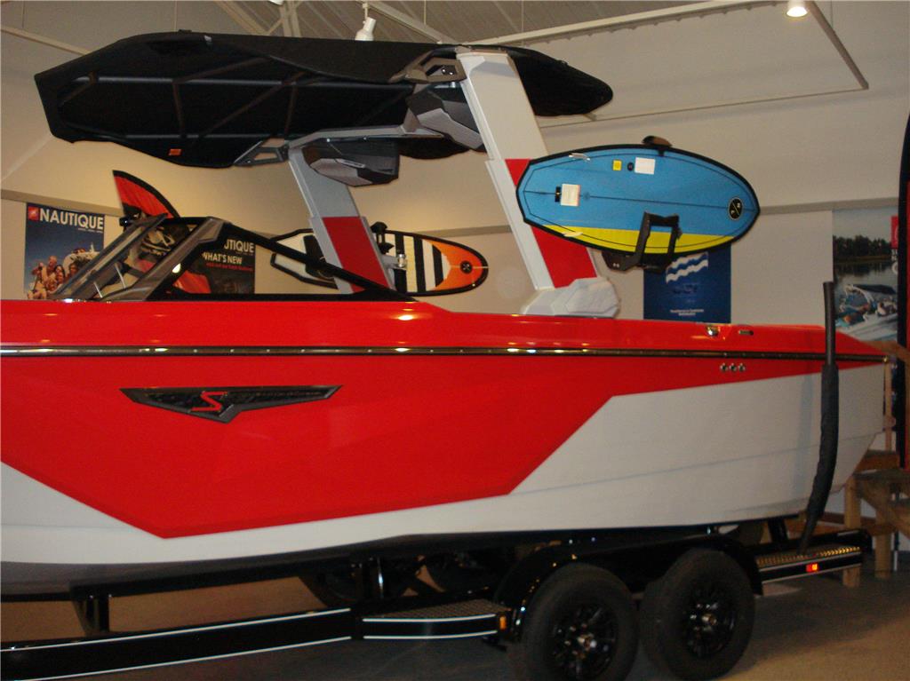 boat.Title