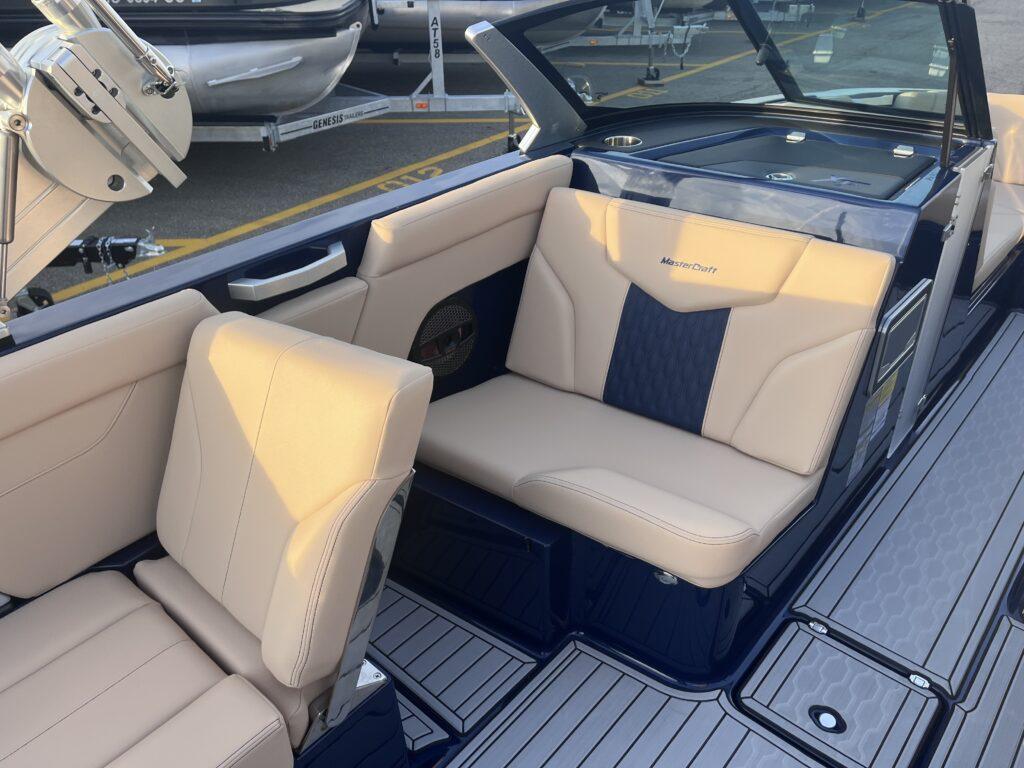 2025 MasterCraft XT24