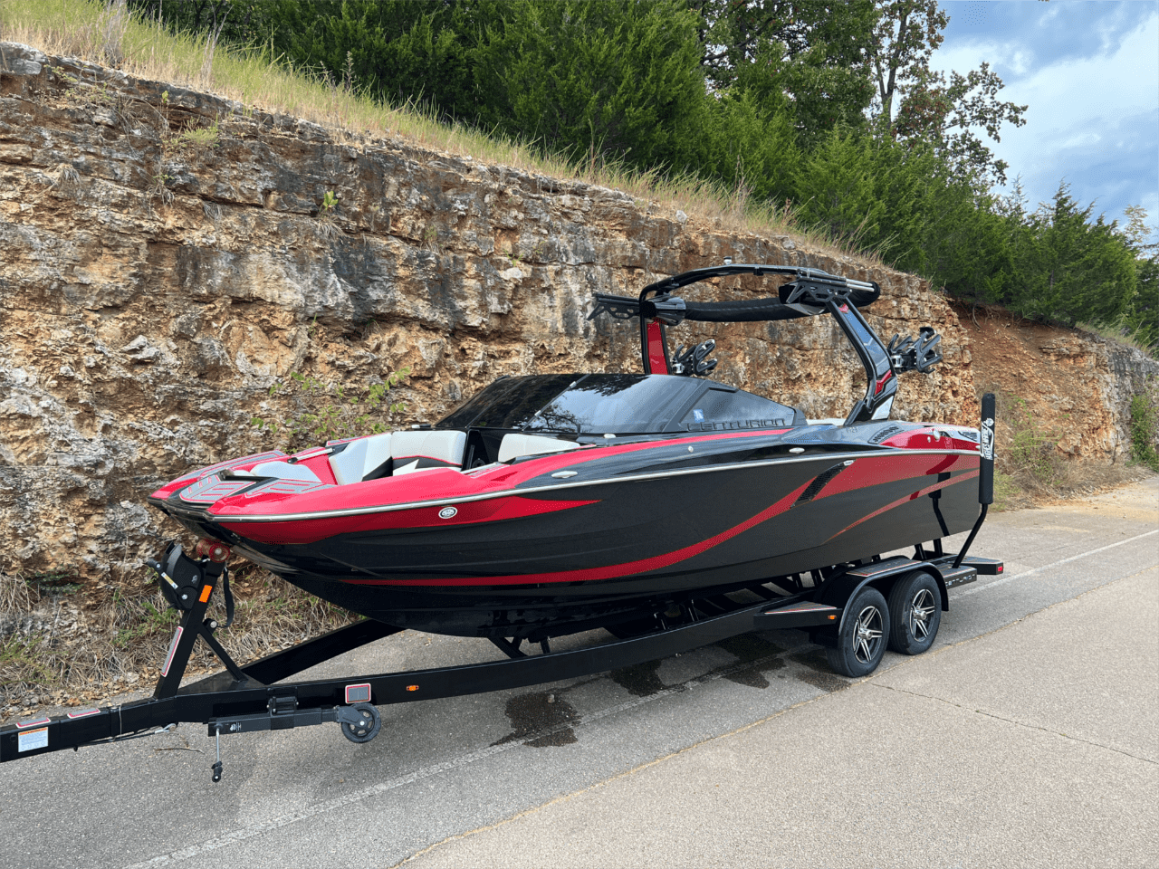 boat.Title