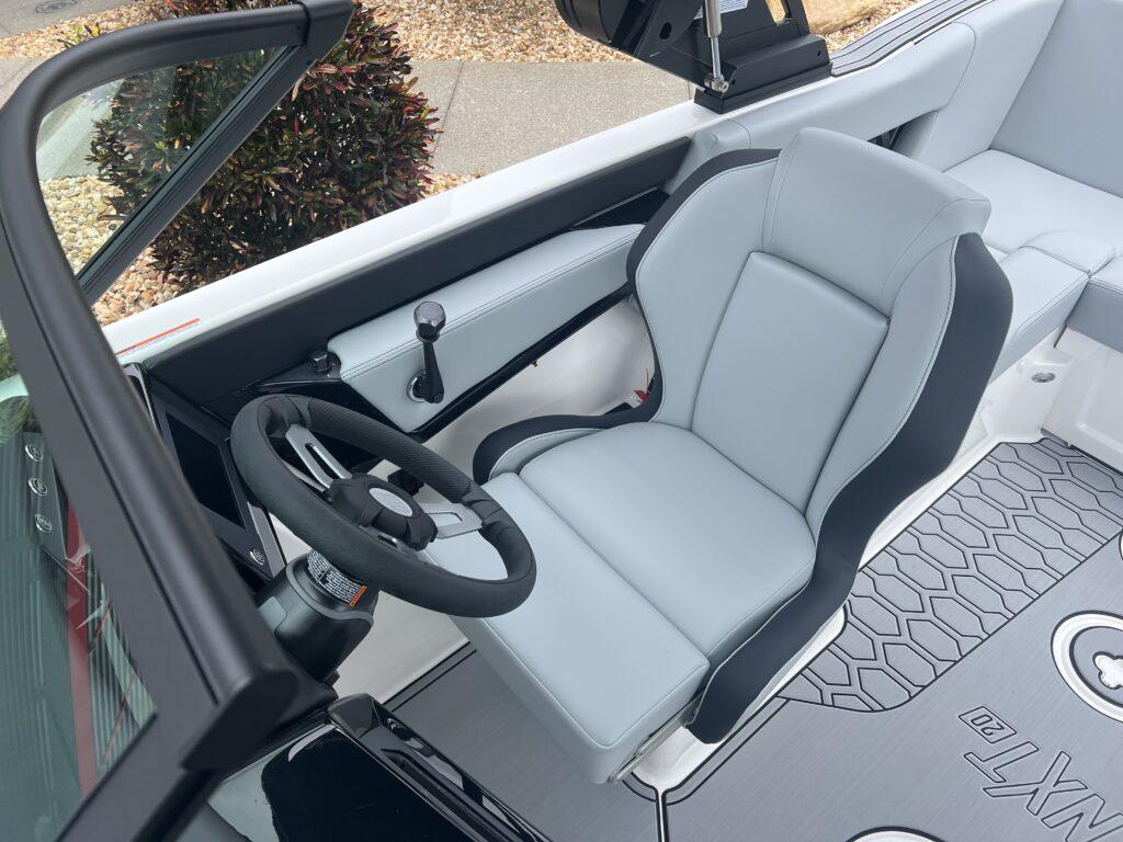 2025 MasterCraft NXT20