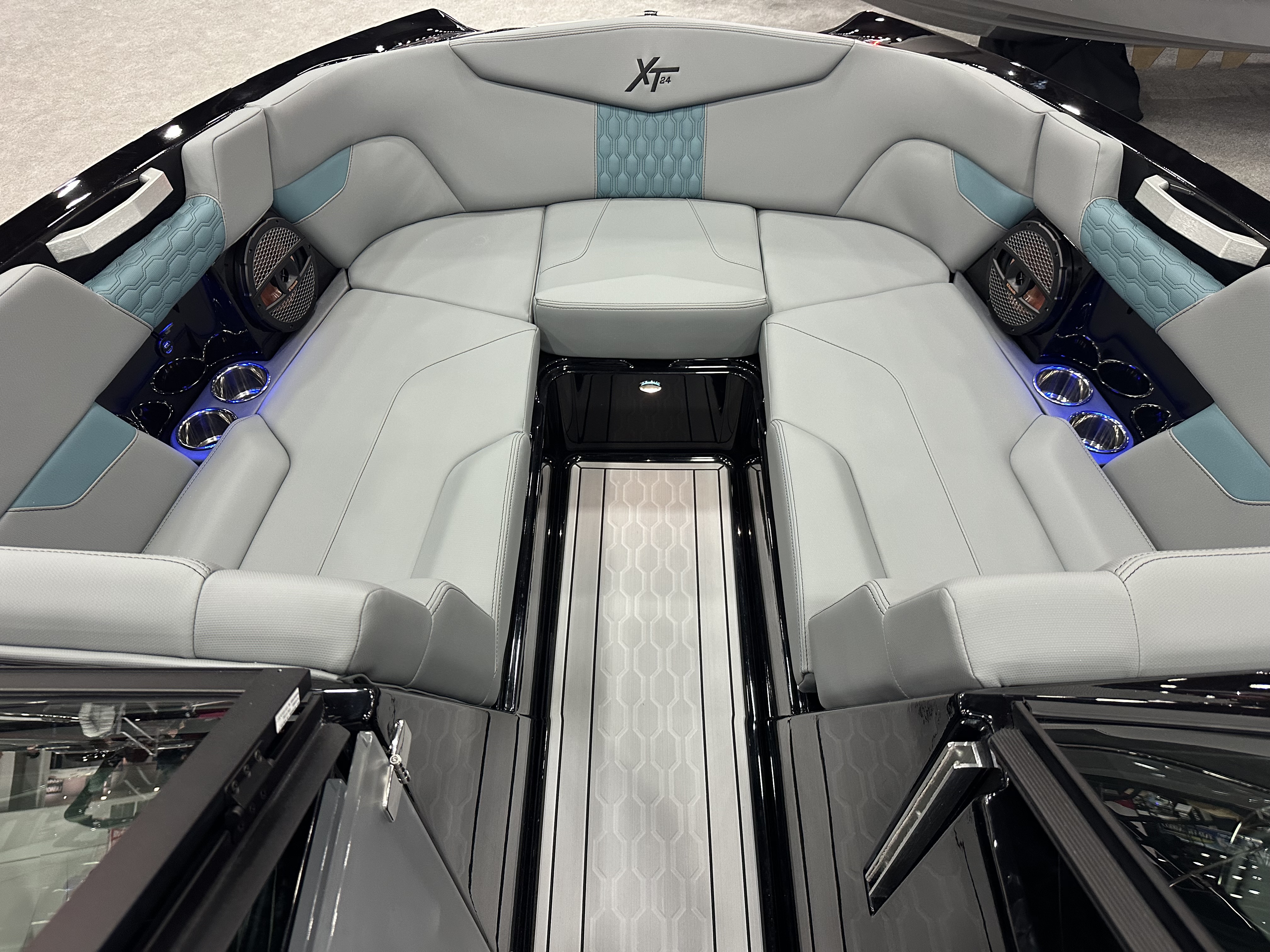 2025 MasterCraft XT24