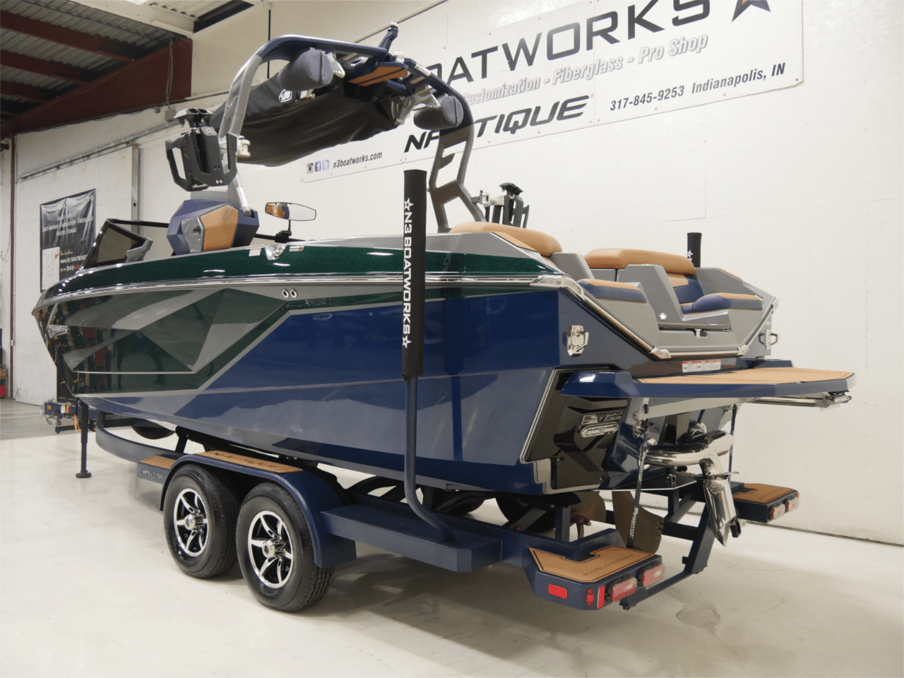 2021 Nautique G23 – Emerald Metal Flake/Admiral Blue