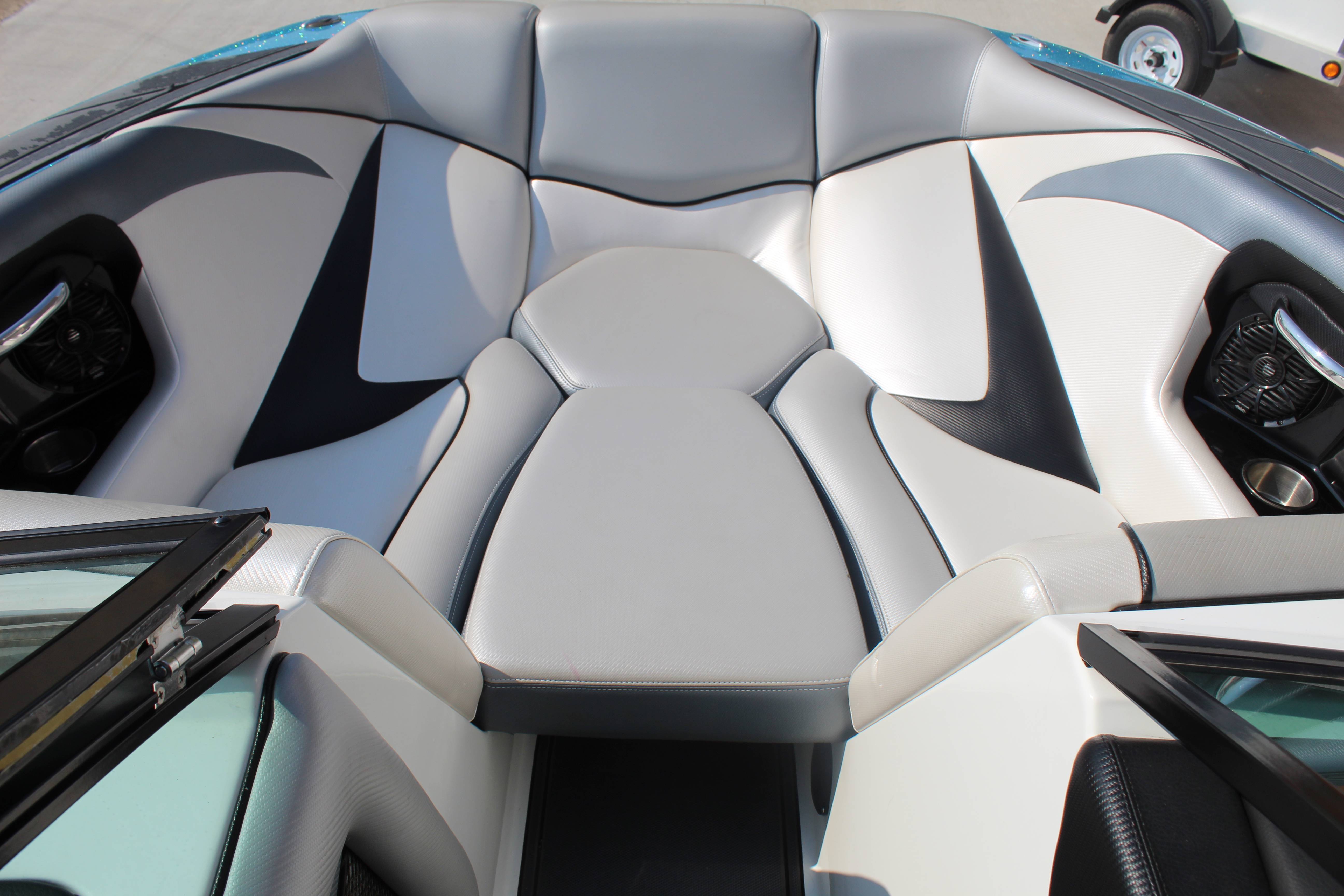 2015 Supreme S21