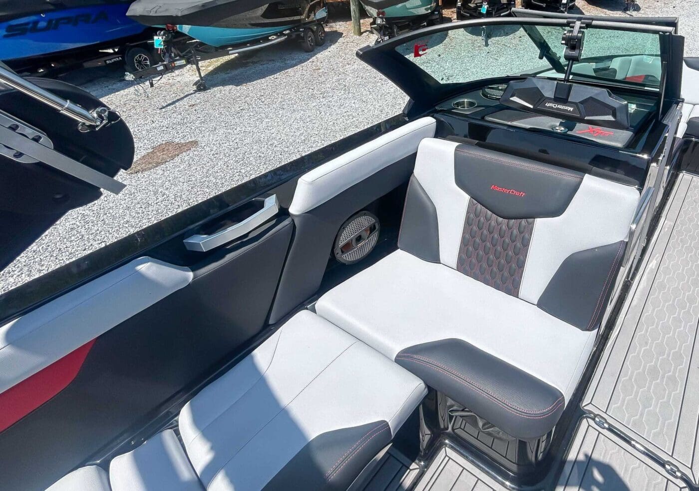 2023 MasterCraft XT24