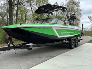 2020 Super Air Nautique