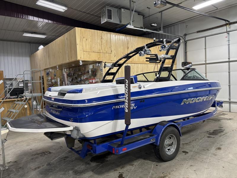 2015 Moomba Mobius LSV