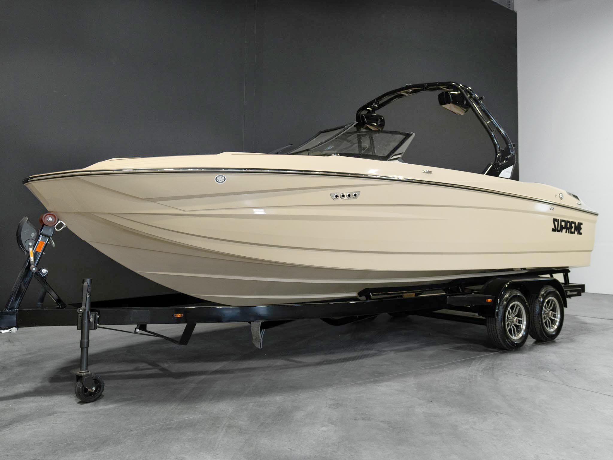 boat.Title