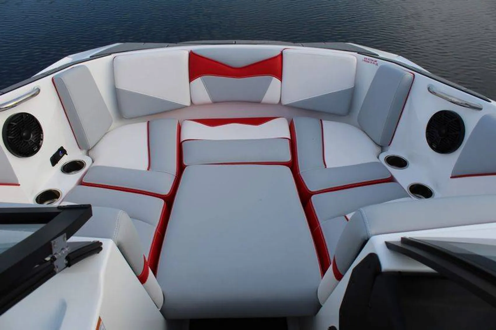 2020 Supreme ZS212