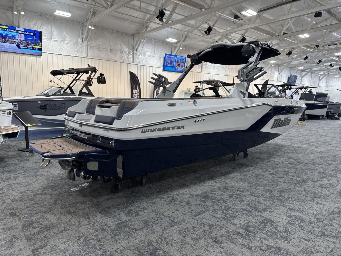 2025 Malibu 24 MXZ