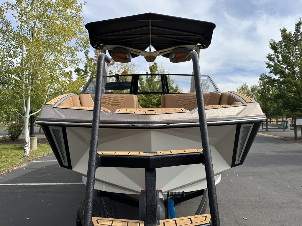 2025 Nautique Super Air Nautique G23 Icon