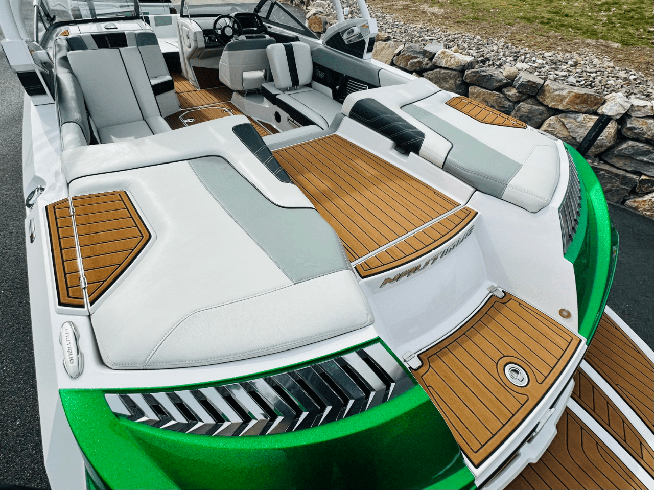 2015 Nautique G23