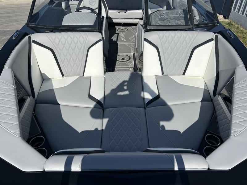 2023 Tige 22RZX
