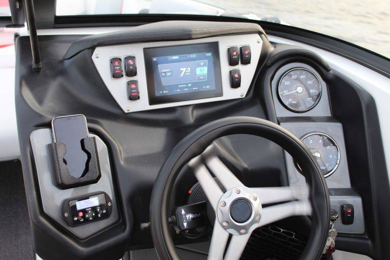 2020 Supreme ZS 212