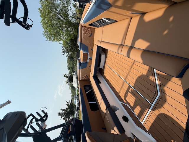 2025 Nautique GS24 