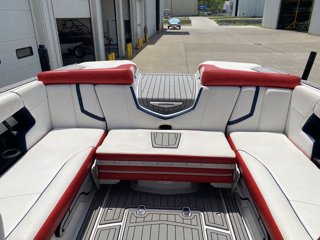 2018 Nautique Super Air G23
