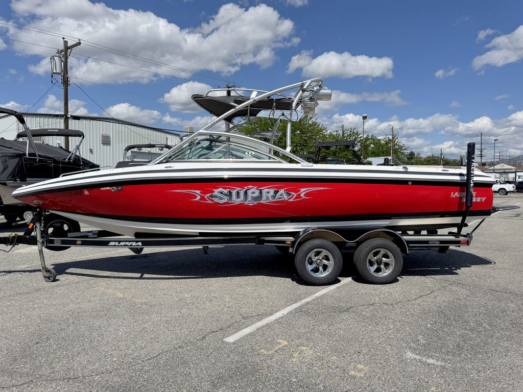 2006 SUPRA Launch 24 SSV