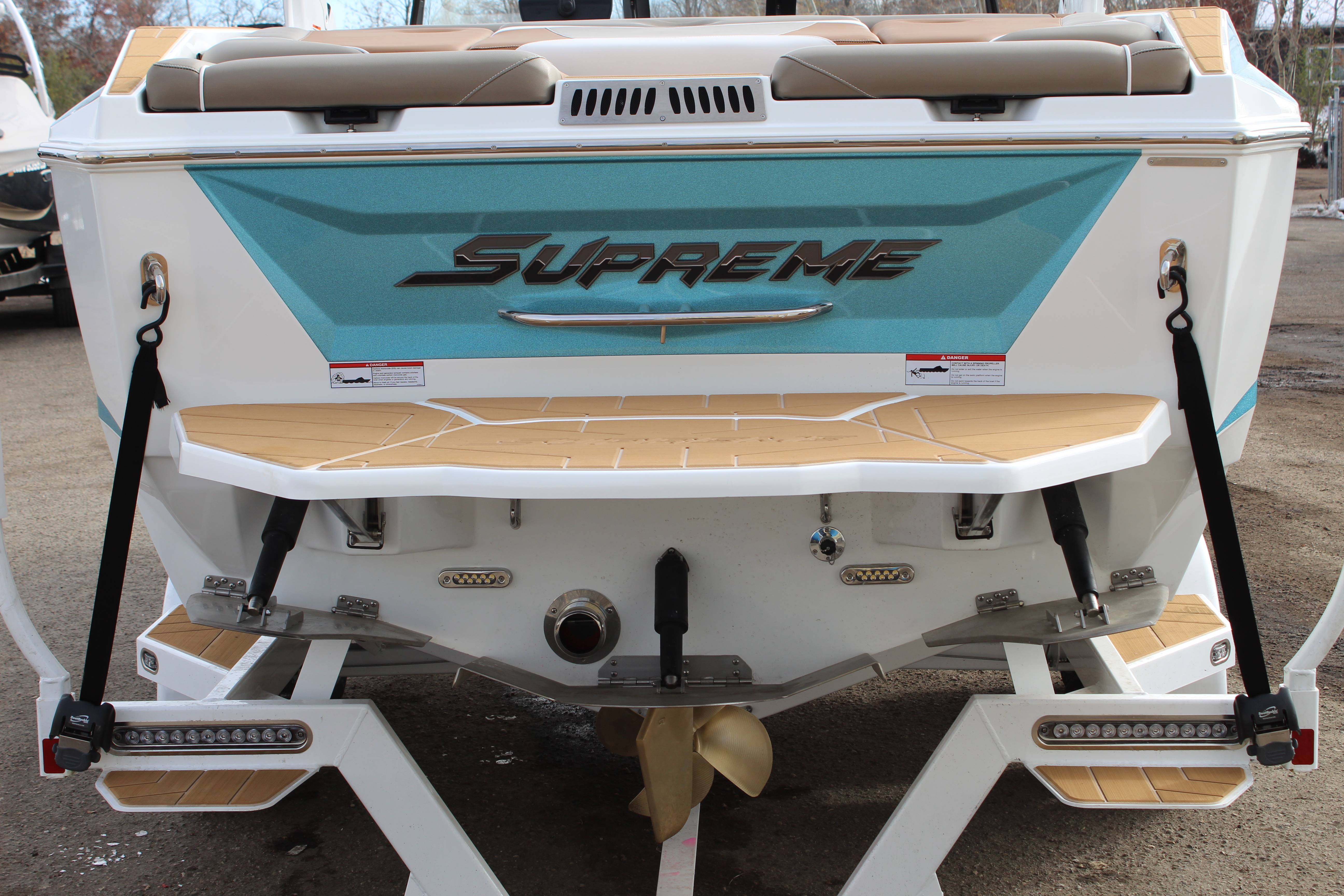 2021 Supreme ZS232