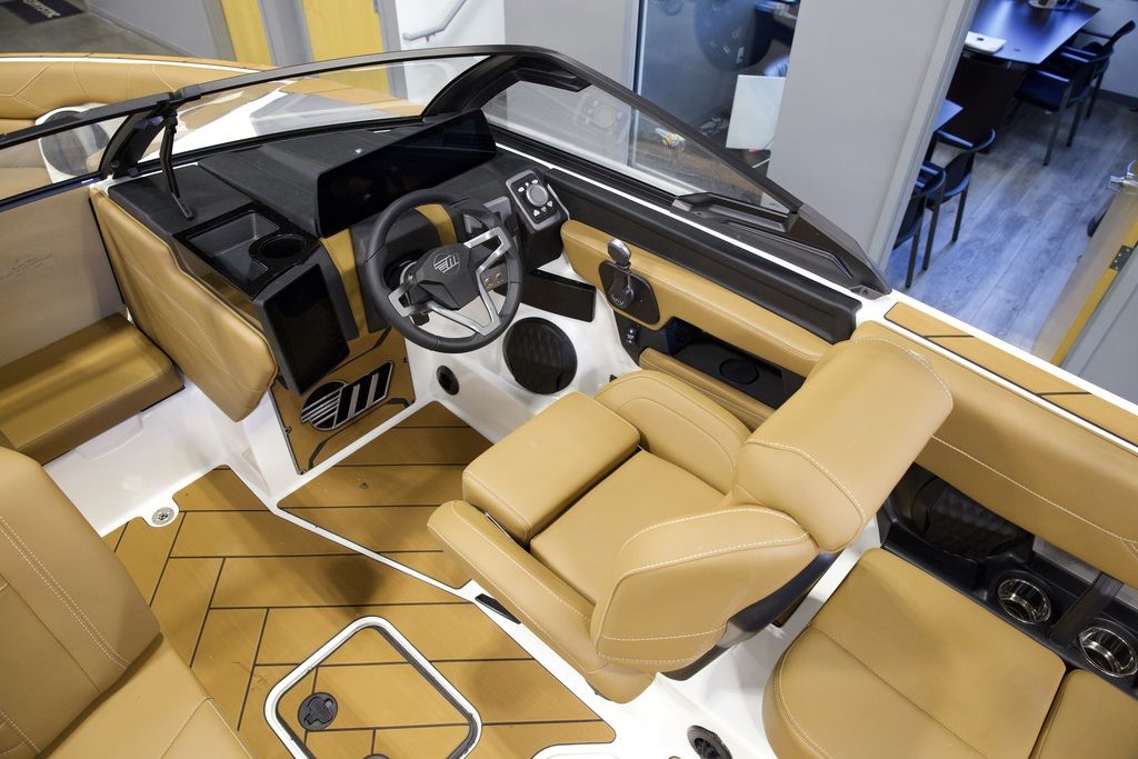2025 Malibu Boats 23 LSV