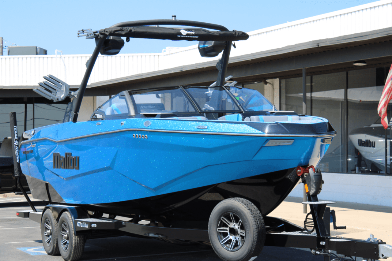 2025 Malibu 25 LSV