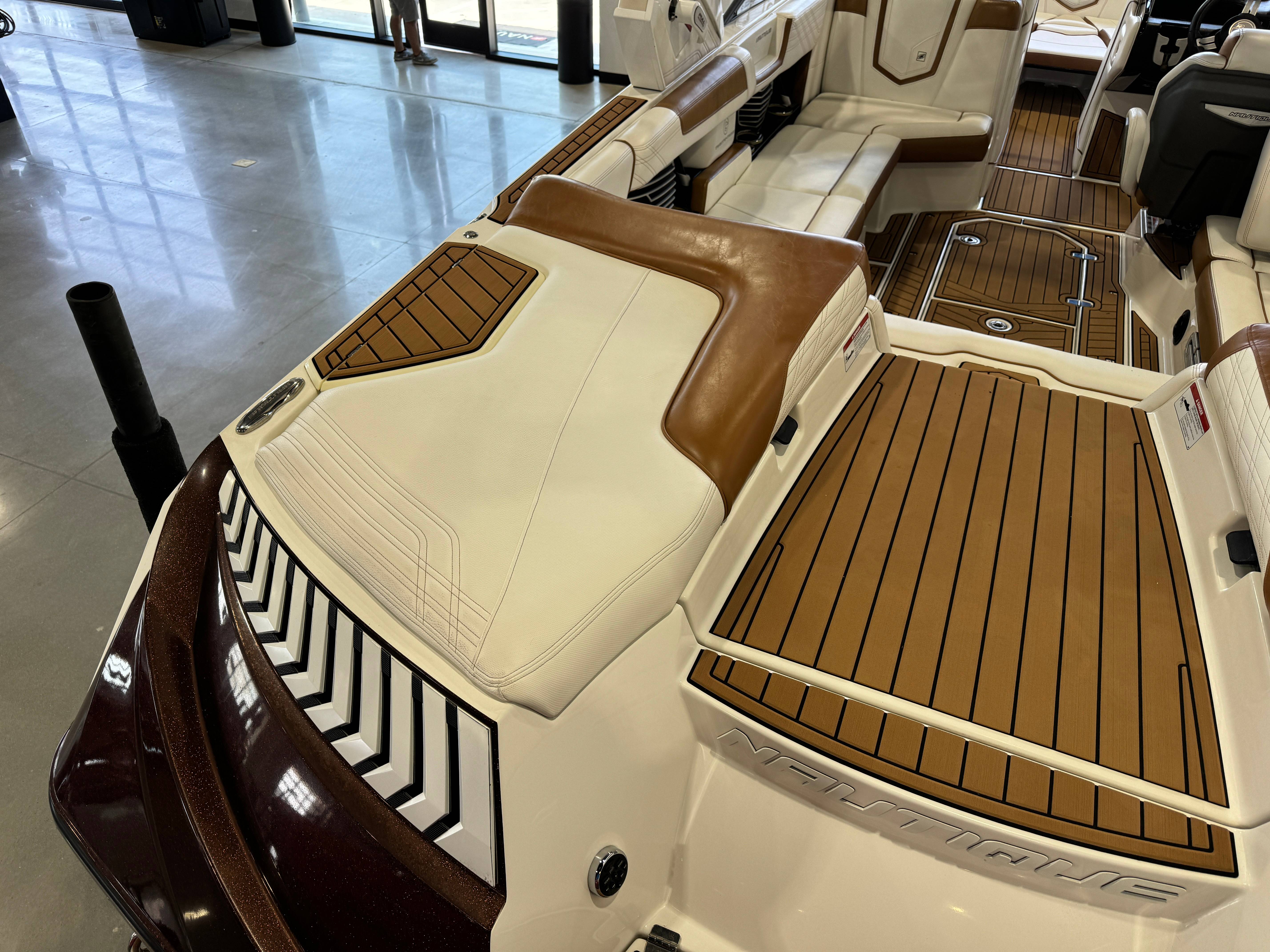 2017 Nautique Super Air Nautique G23
