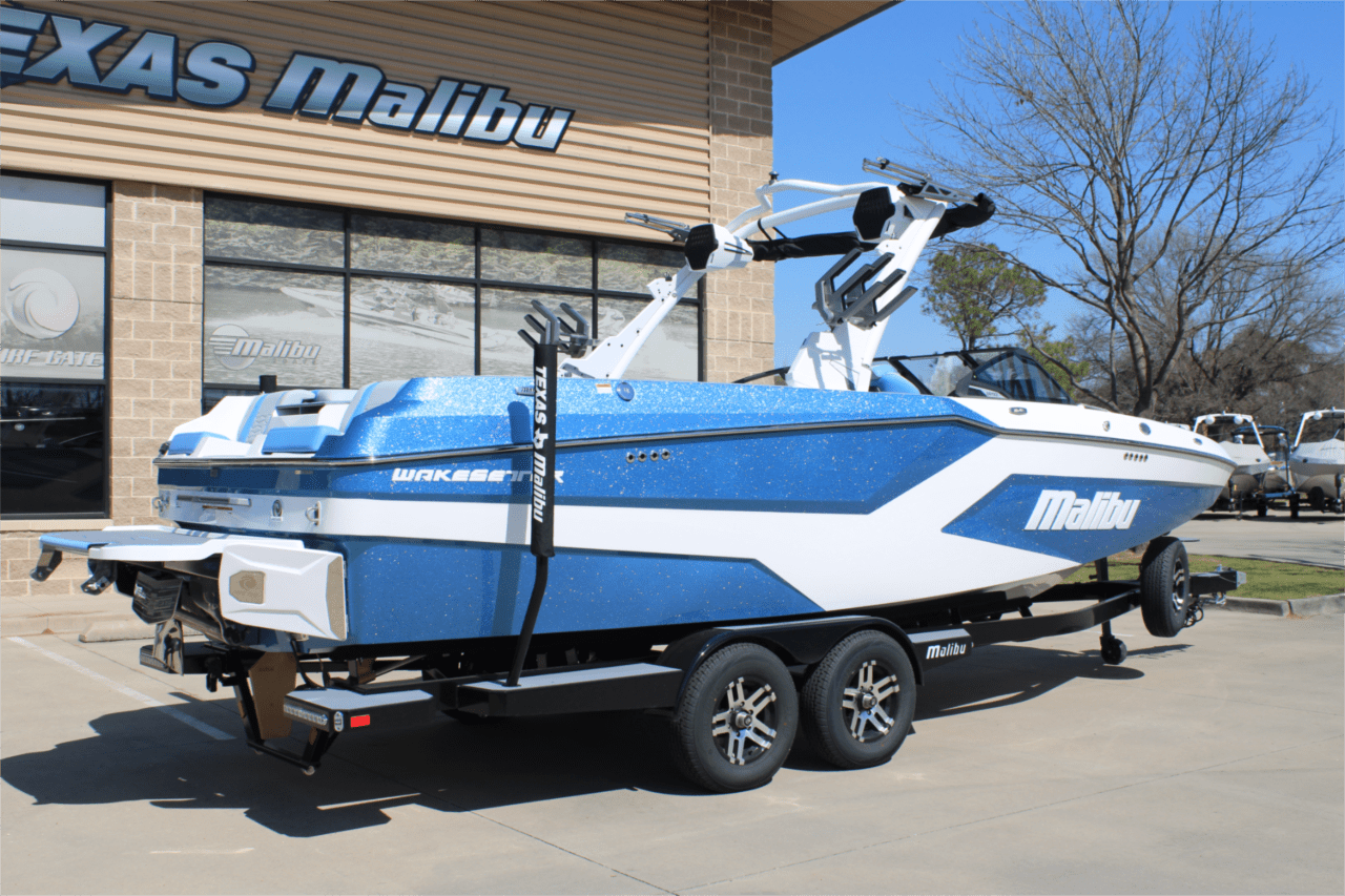 2025 Malibu 24 MXZ
