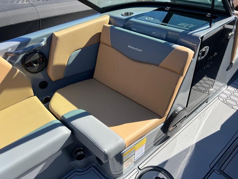 2025 MasterCraft NXT22