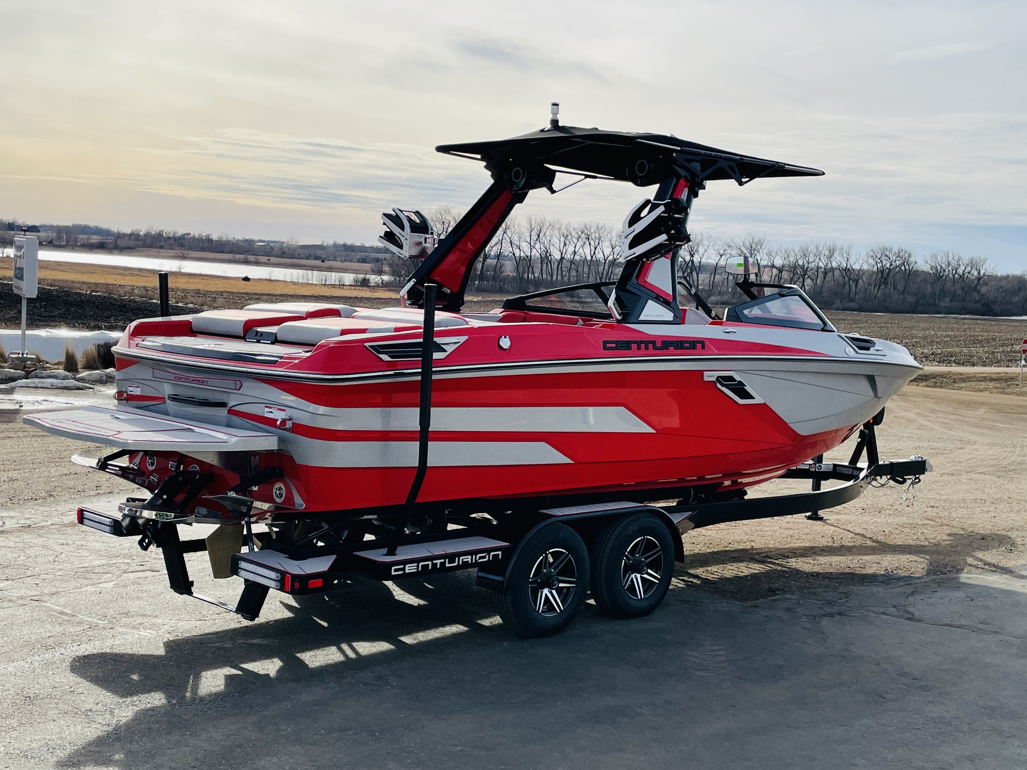 2022 Centurion Ri245 - Includes Thruster