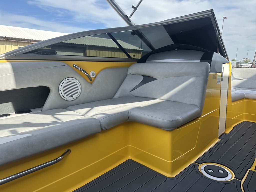 2006 MasterCraft X2