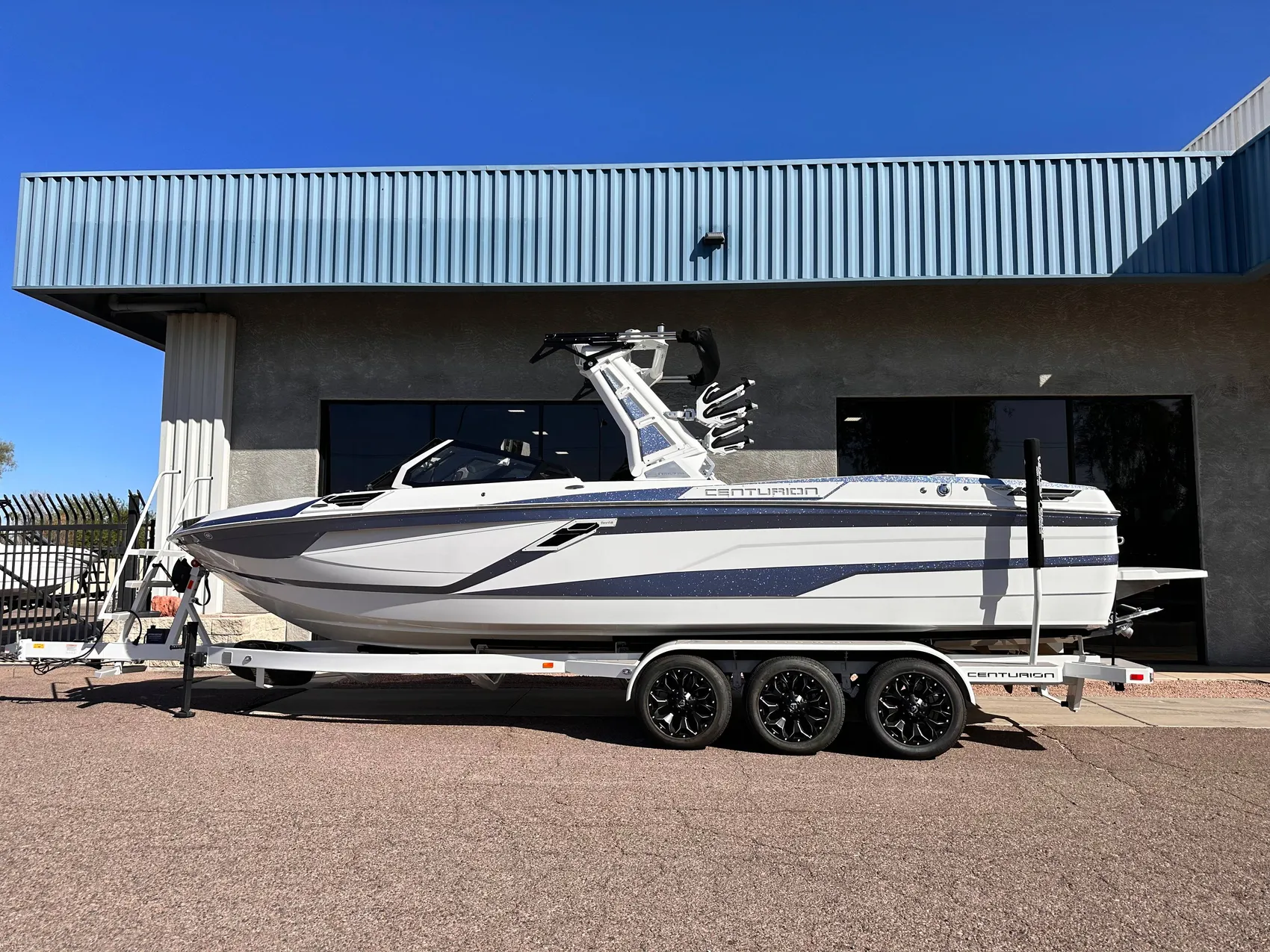boat.Title