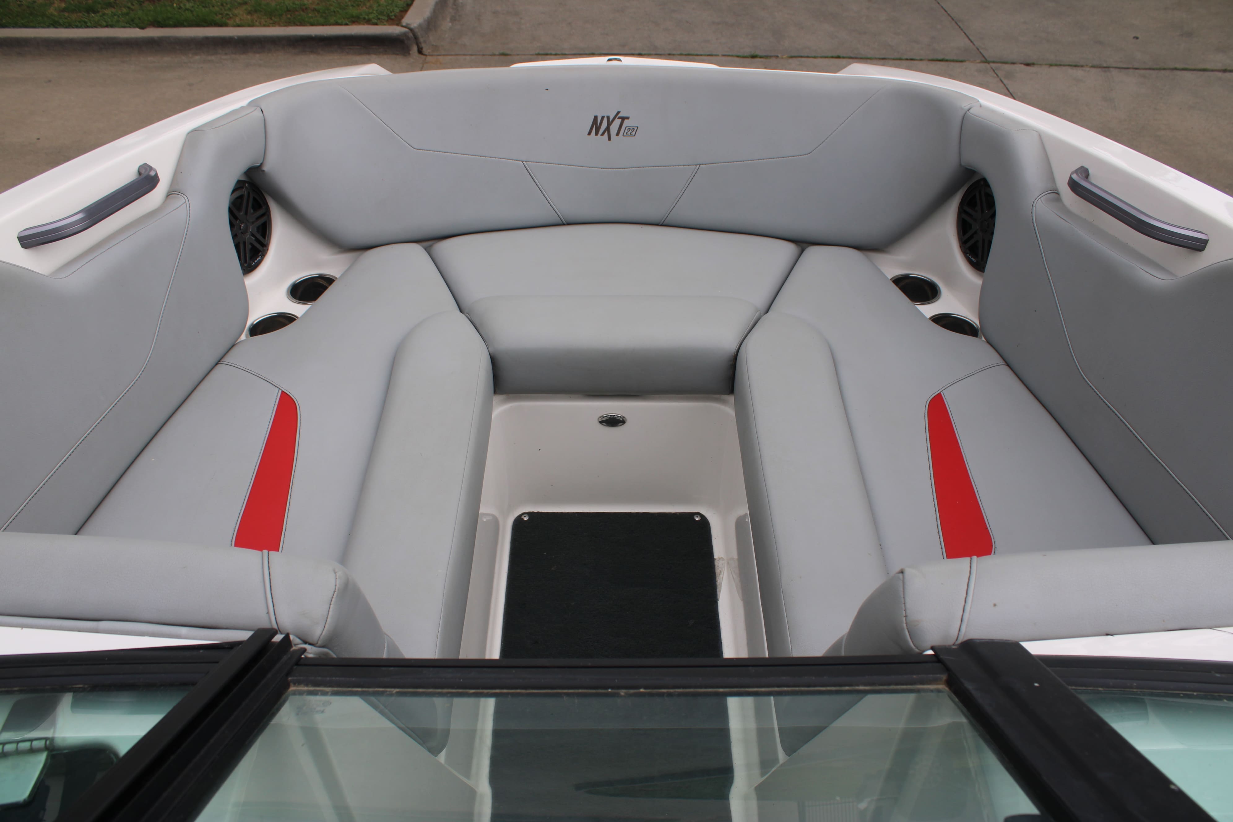 2022 MasterCraft NXT22
