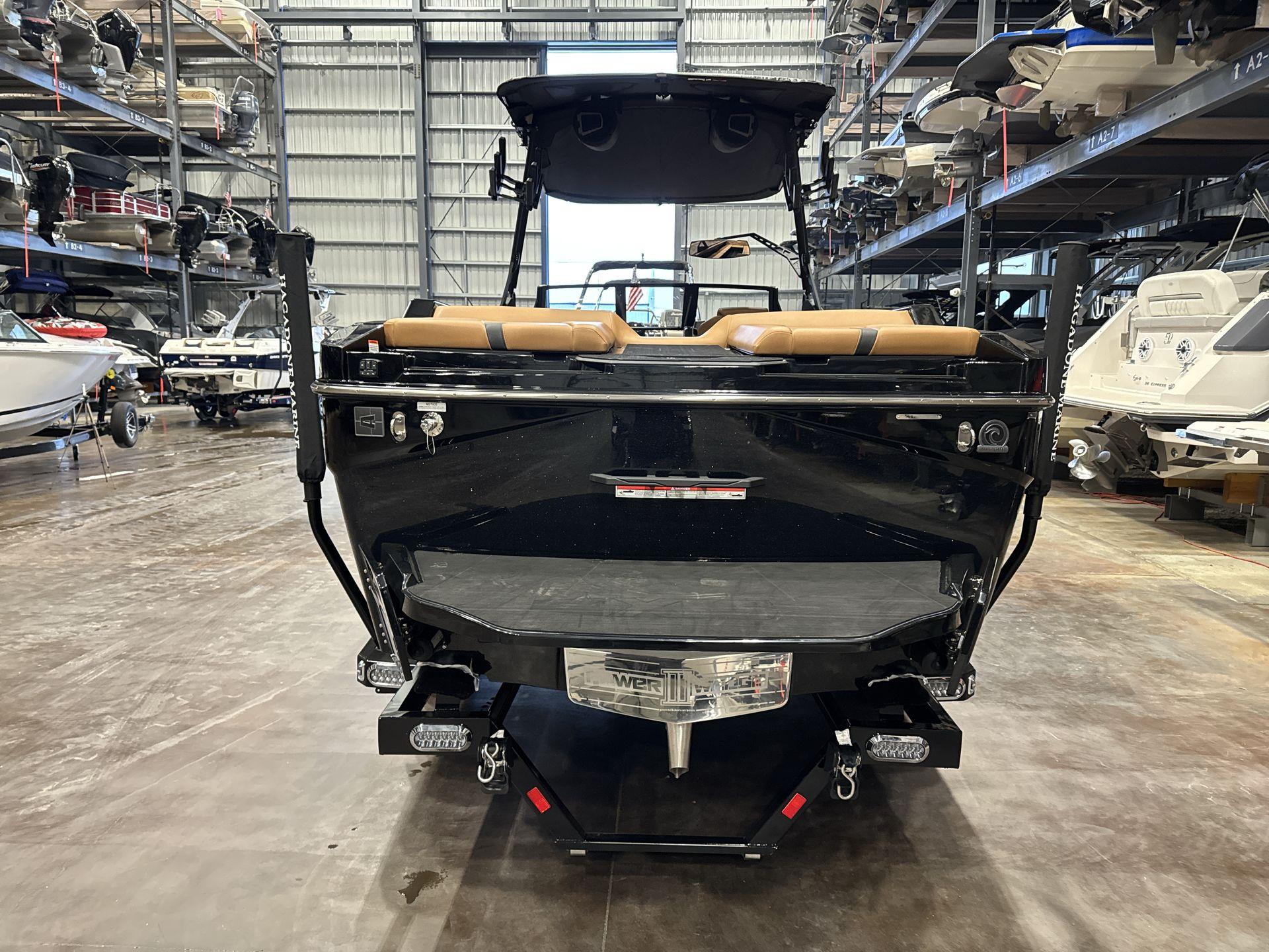 2025 Axis T250