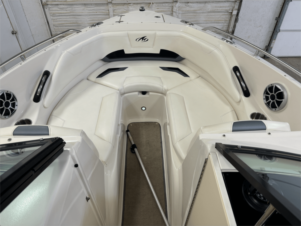 2012 Monterey 244 FSX