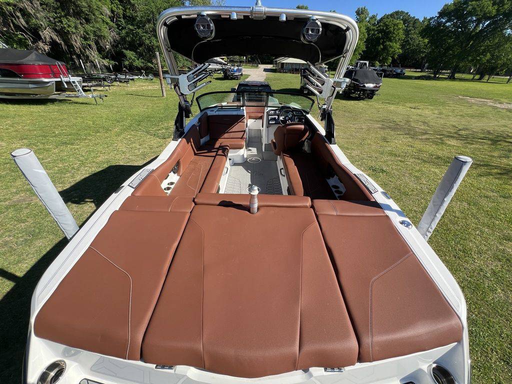 2022 MasterCraft NXT24