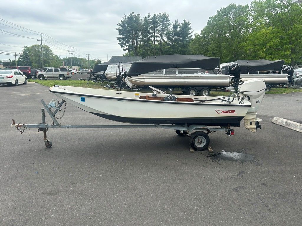 1983 Boston Whaler Sport