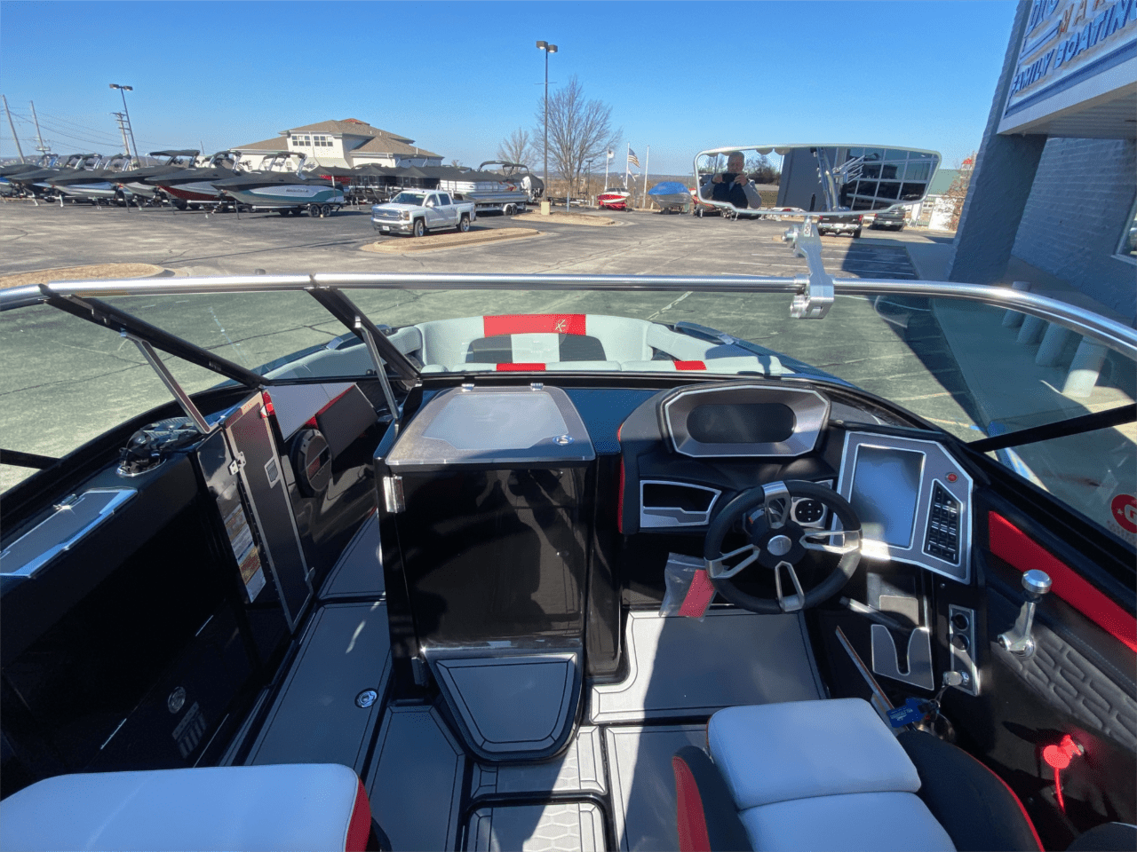 2021 MasterCraft X26 Icon