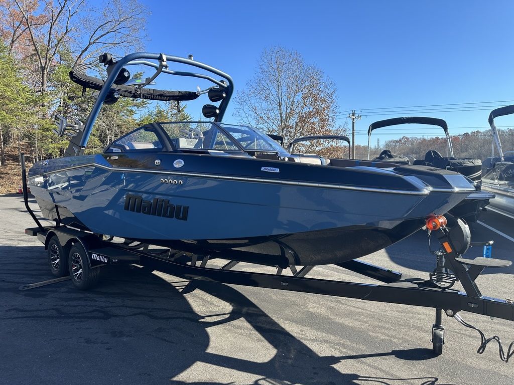 2024 Malibu Boats 23 MXZ