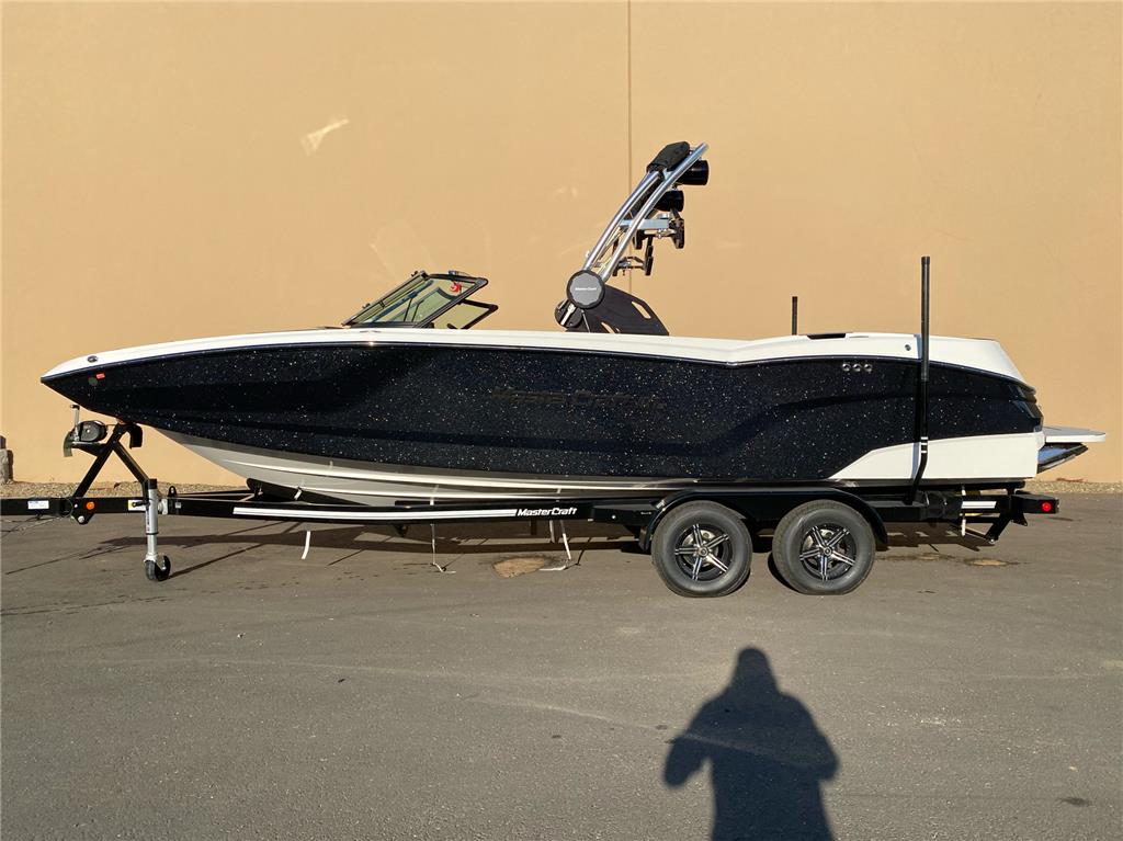 boat.Title
