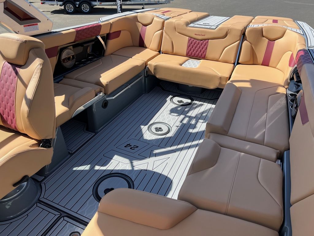 2024 mastercraft XT24